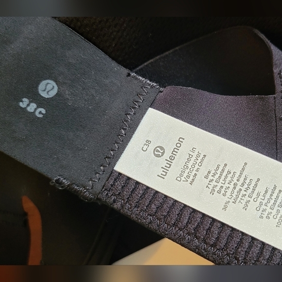 All Powered Up Bra Medium Support Size 38C - Picture 4 of 8